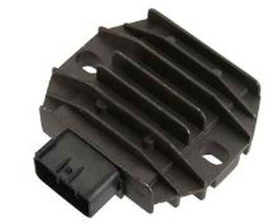 Přímo Od Výrobce GZ regulátor napětí SUZUKI LT-A 400/500/750 08-14, KAWASAKI KVF 650/750 05-13, YAMAHA YFM 660 02-08, YFM 450 11-14, YFM 600 99-01