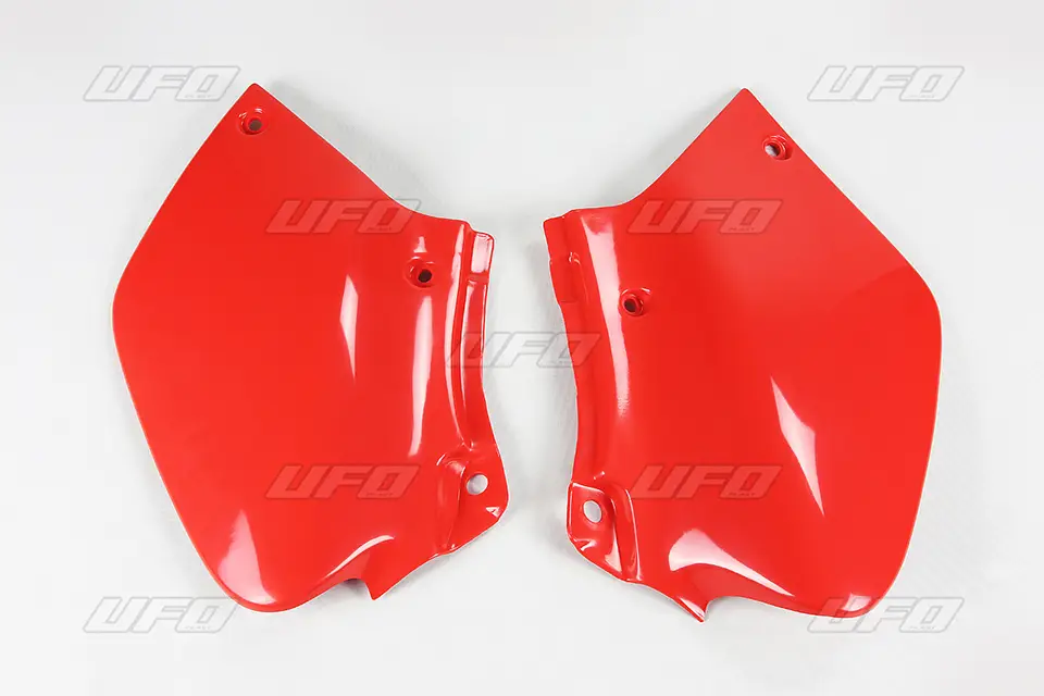 UFO boční tabulky HONDA XR 250R / XR400R 96-10 barva červená Must-Have