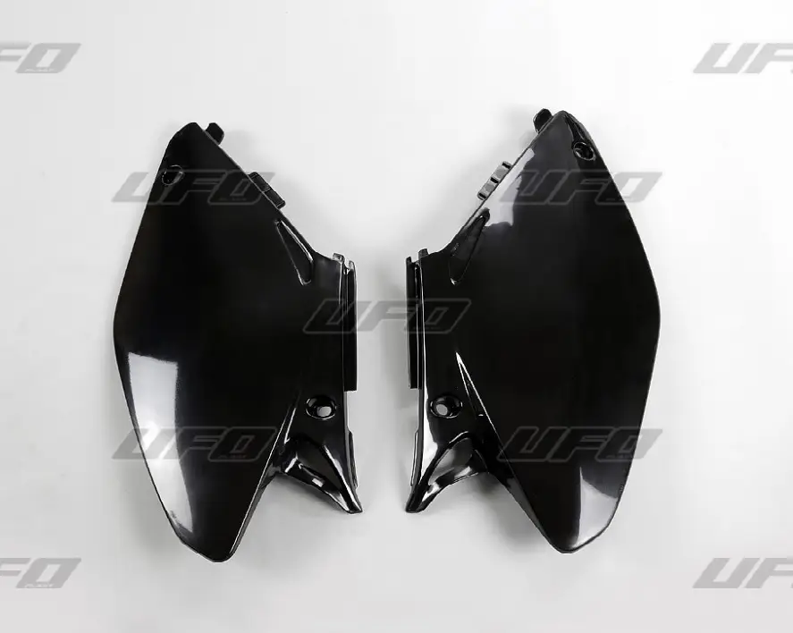 UFO boční tabulky HONDA CR 125/250 02-07 barva černá Časově Omezené